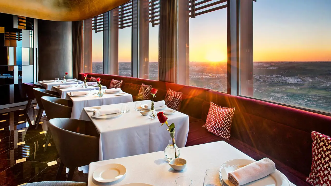 Eurostars Torre Sevilla dining