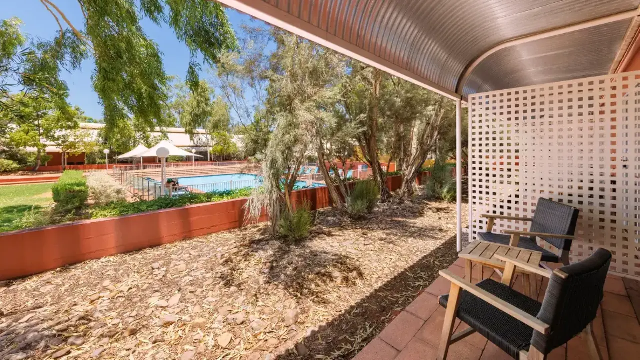 Desert Gardens Hotel Pool