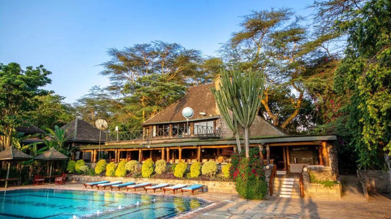 Kenya Grand Safari Stay At Treetops Touring Hotels Image 0