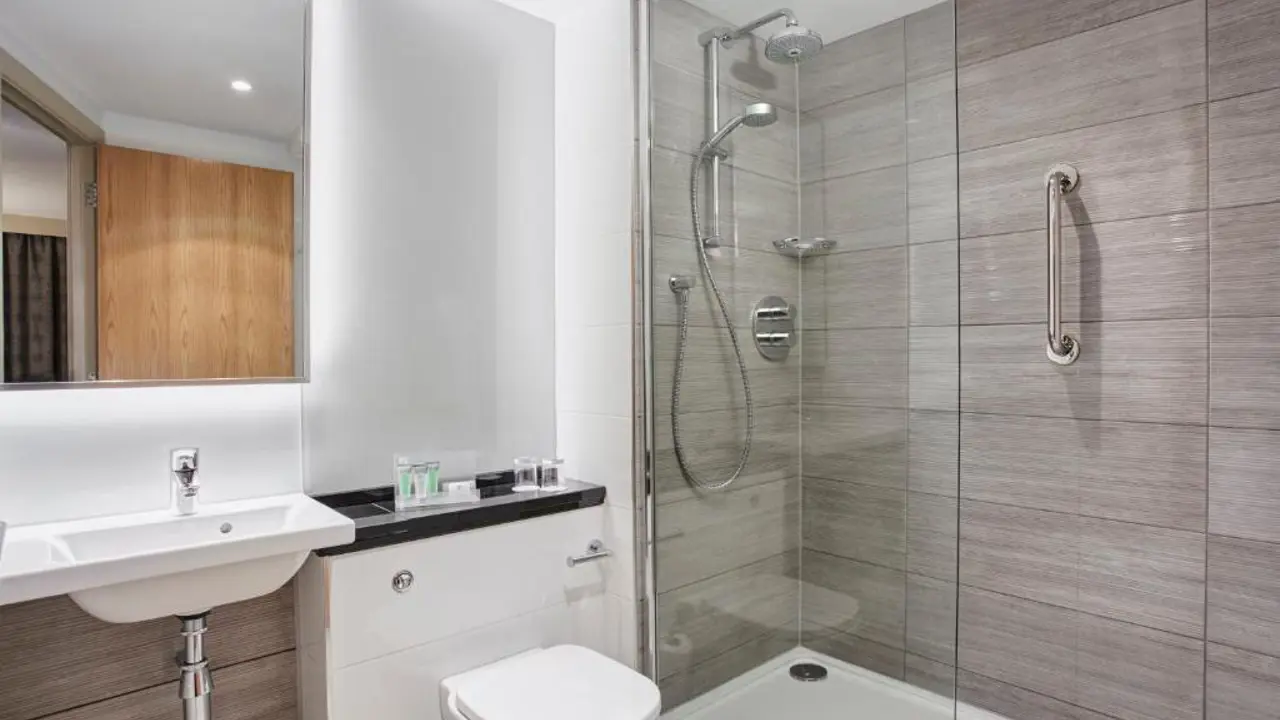 Holiday Inn Belfast 4