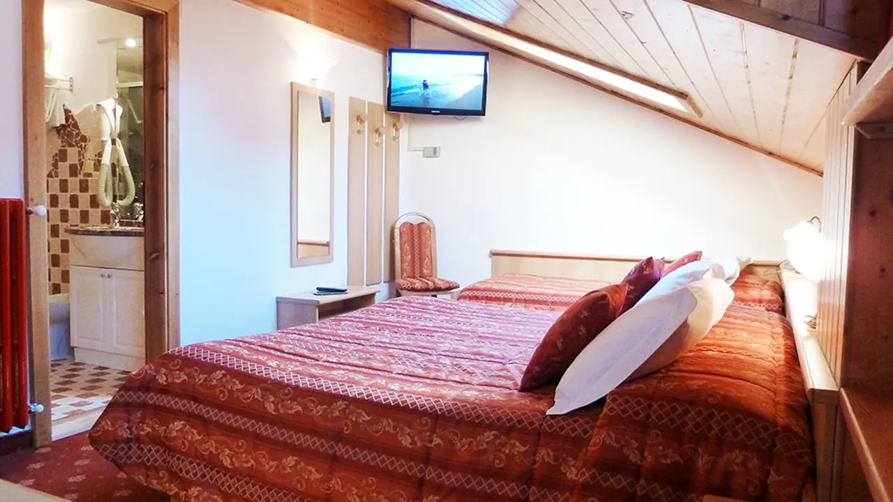 Ancora Camera Base 2