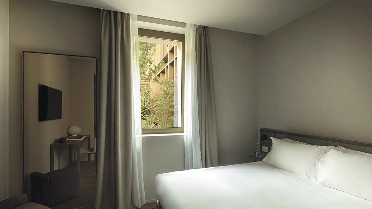 Hotel Promessi Sposi Room