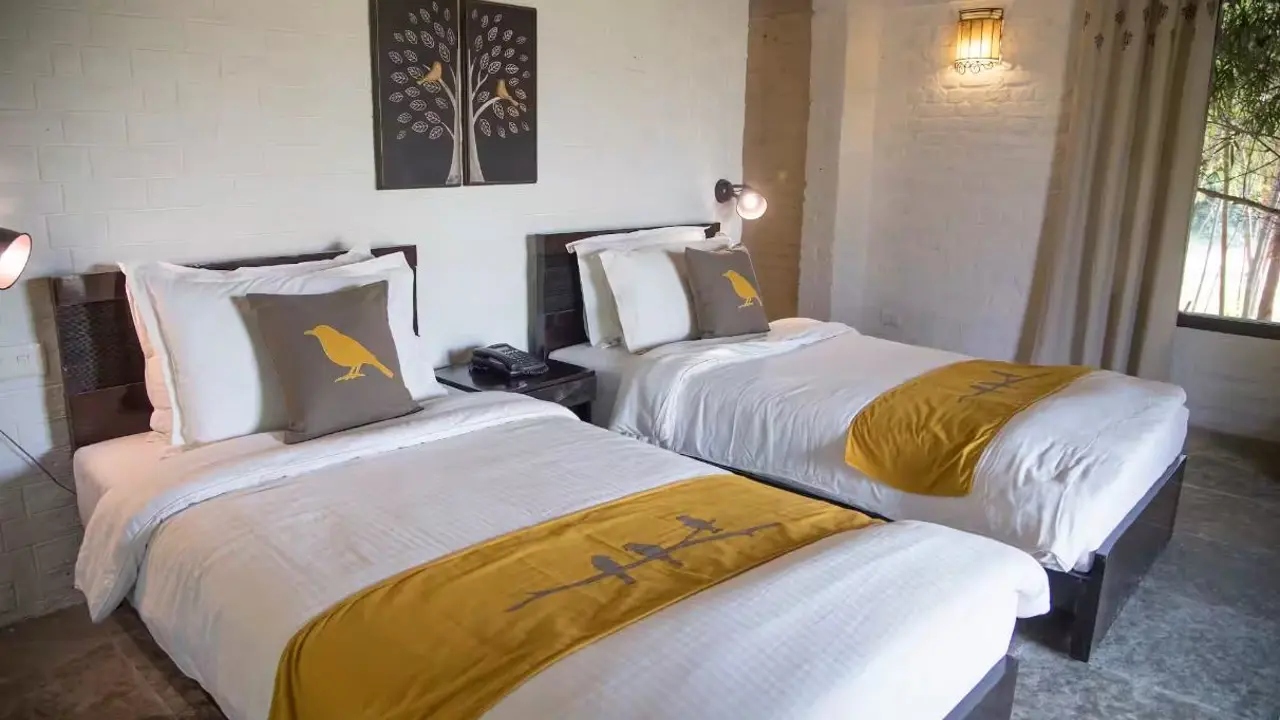 Vanaashrya, Rajgarh Bedroom