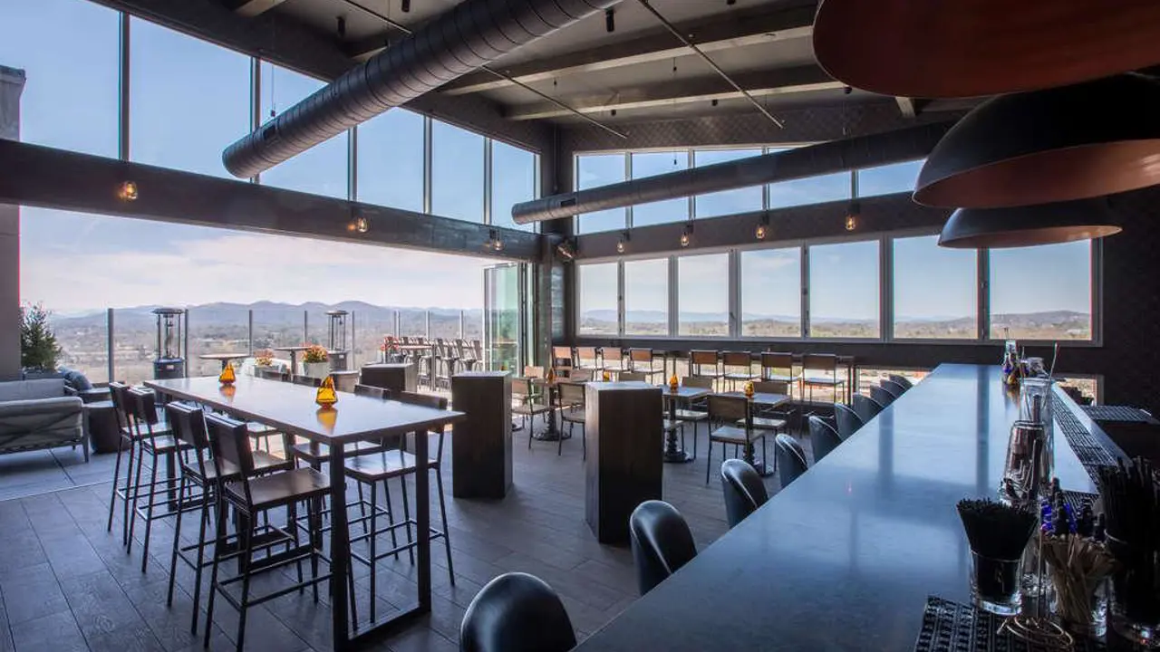 Doubletree By Hilton, Asheville Downtown, Asheville Bar