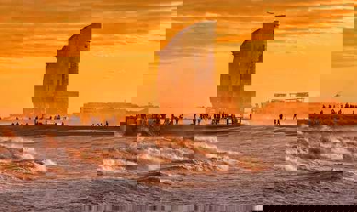 Barceloneta: it’s time for an ocean dip