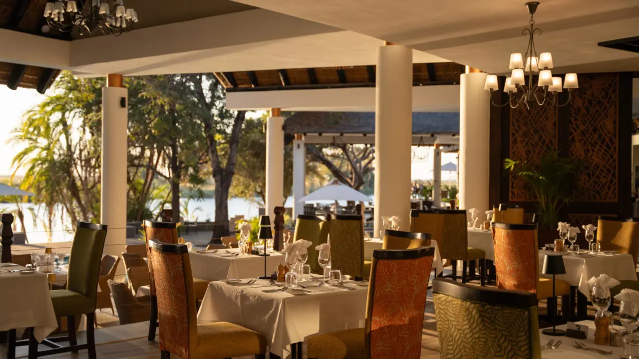  Chobe Safari Lodge, Riverside Restaurant 