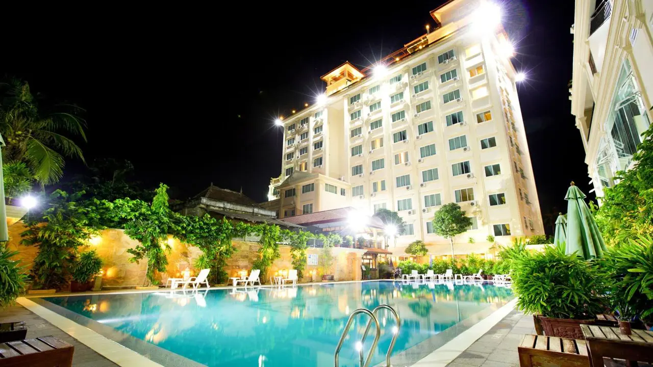 Classy Hotel & Spa, Battambang Exterior Pool