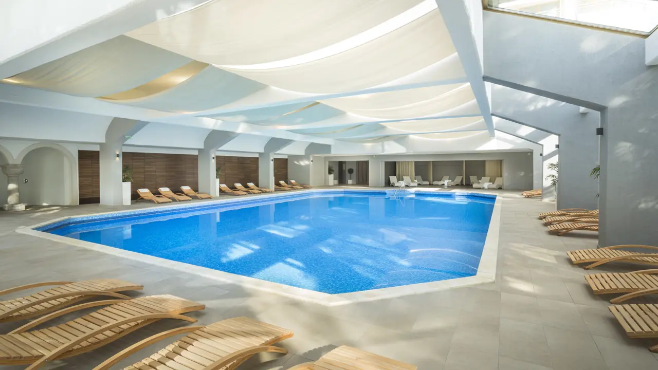 Ph Hot Pool Excelsior Lovran 3