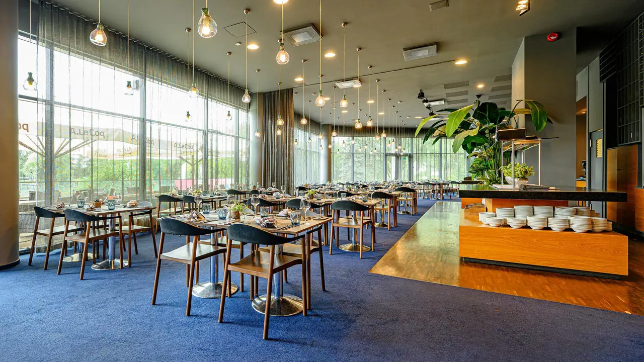 Dorpat Hotel, Tartu Dining