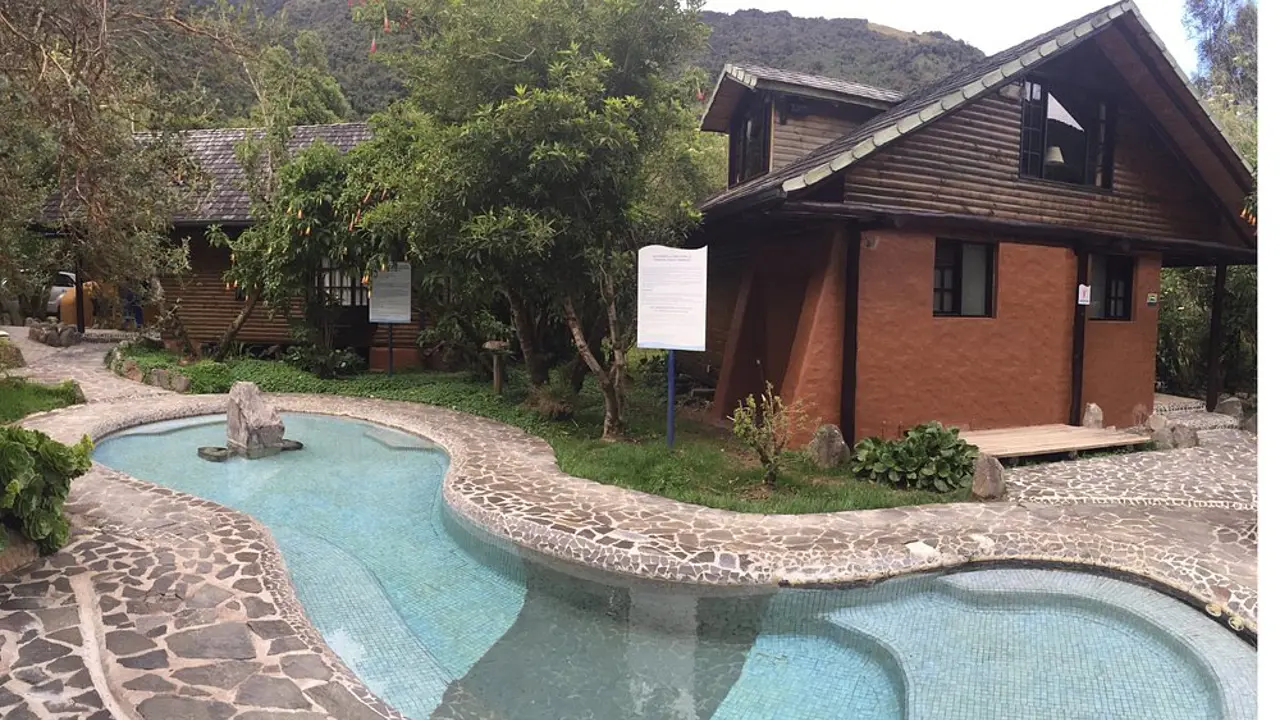 Ecuador – From The Andes To The Amazon Touring Hotels Image 11