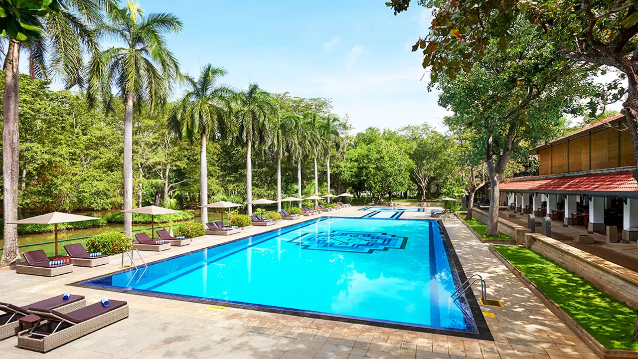 Sri Lanka Temples, Safari And Beach Touring Hotels Image 2