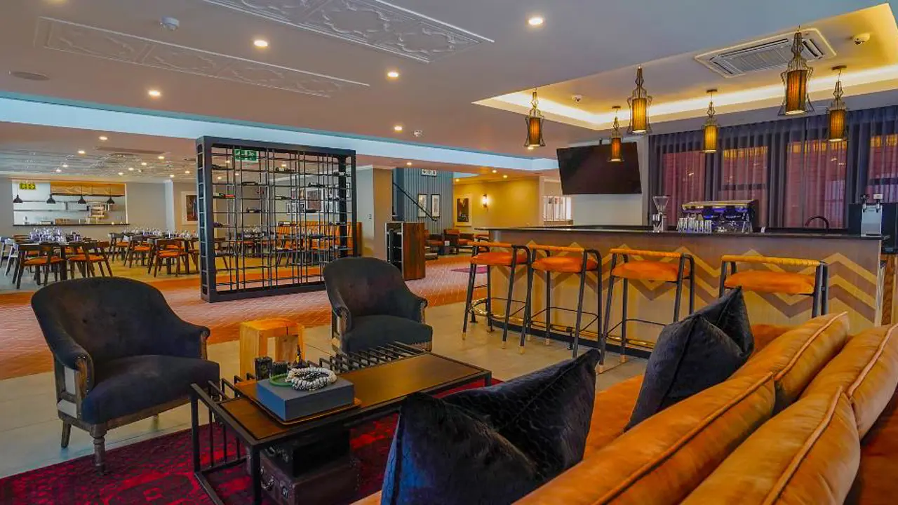 Sanctuary Mandela, Johannesburg Bar