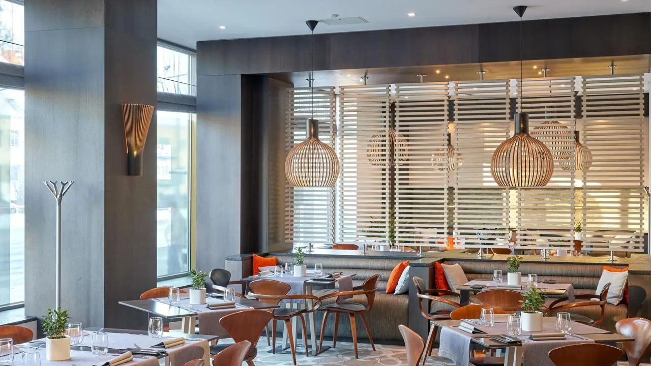 Holiday Inn, Vilnius Dining