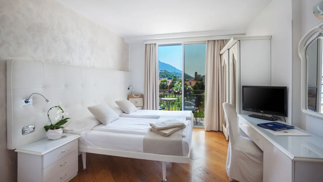 Hotel Continental, Torbole Bedroom