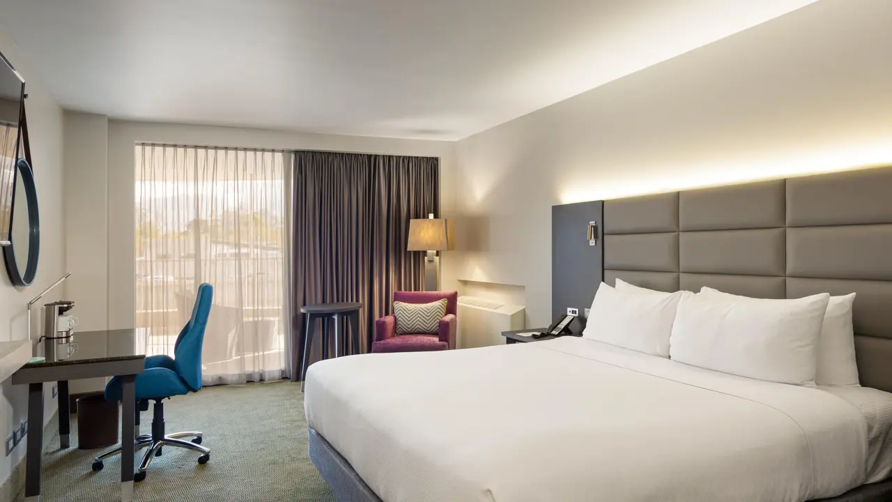 Costa Rica – Wildlife, Rainforest And Caribbean Beach Touring Hotels Image 0