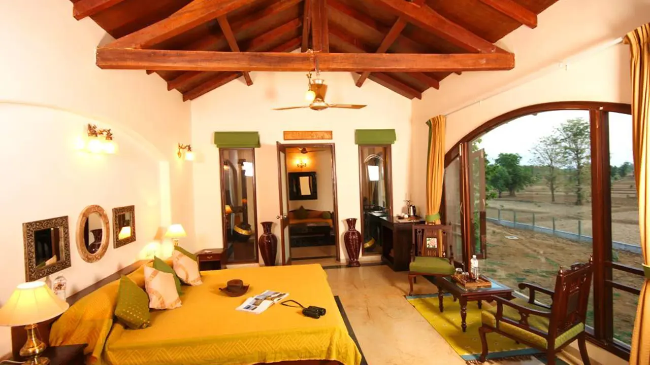 Chitvan Jungle Lodge, Kanha, bedroom