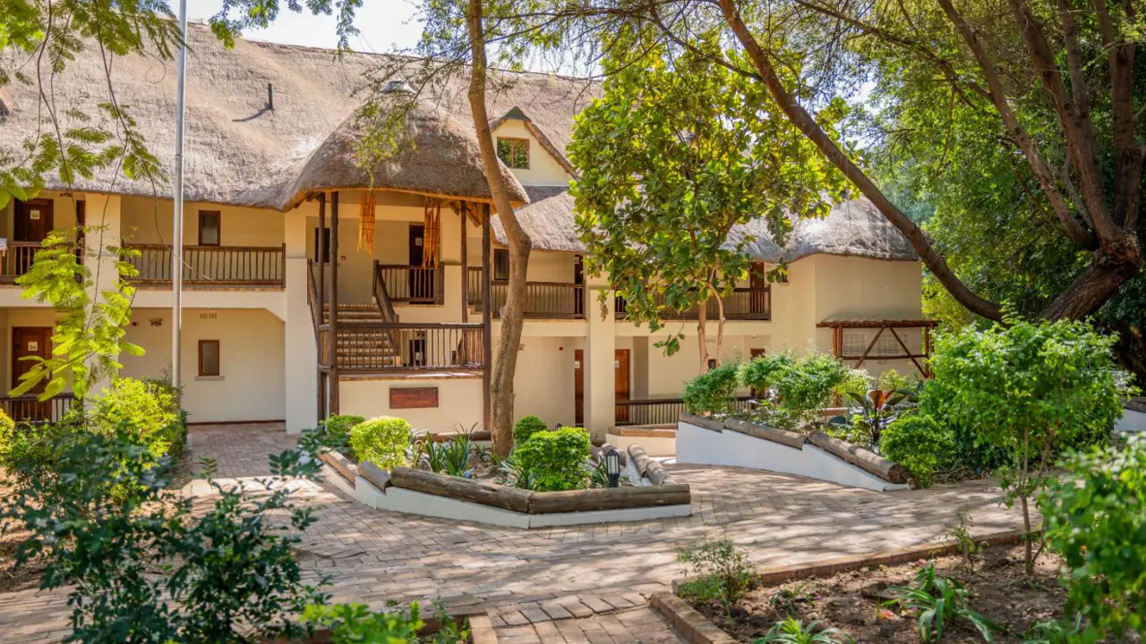 Chobe Safari Lodge, Luxury Safari Rooms