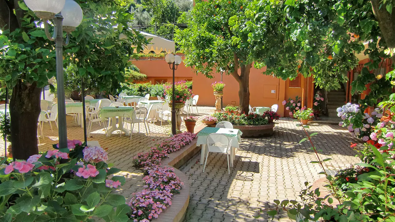 Hotel Girasole, Sant' Agnello, Terrace