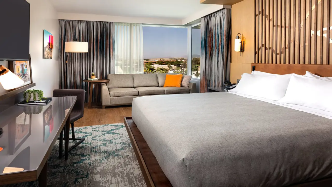 Hollywood, San Diego, Vegas & The Grand Canyon Touring Hotels Image 4