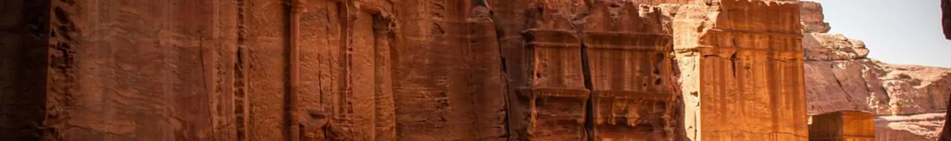 4 tips for visiting the ancient city of Petra