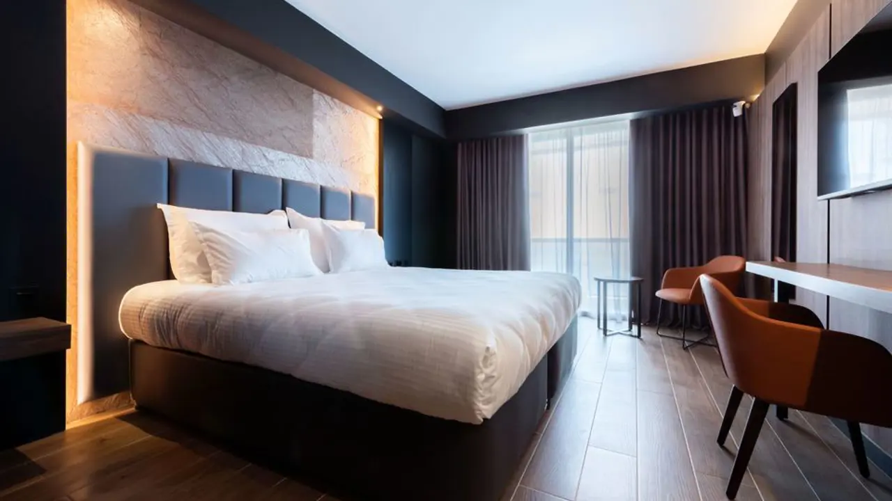 Ax Odycy Hotel Qawra 2