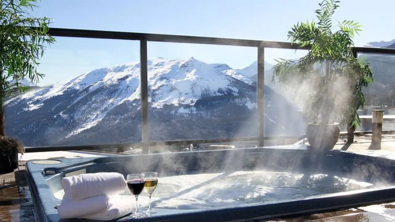 Canada Niagara Falls To The Rockies And Vancouver 2024 Touring Hotels Image 4